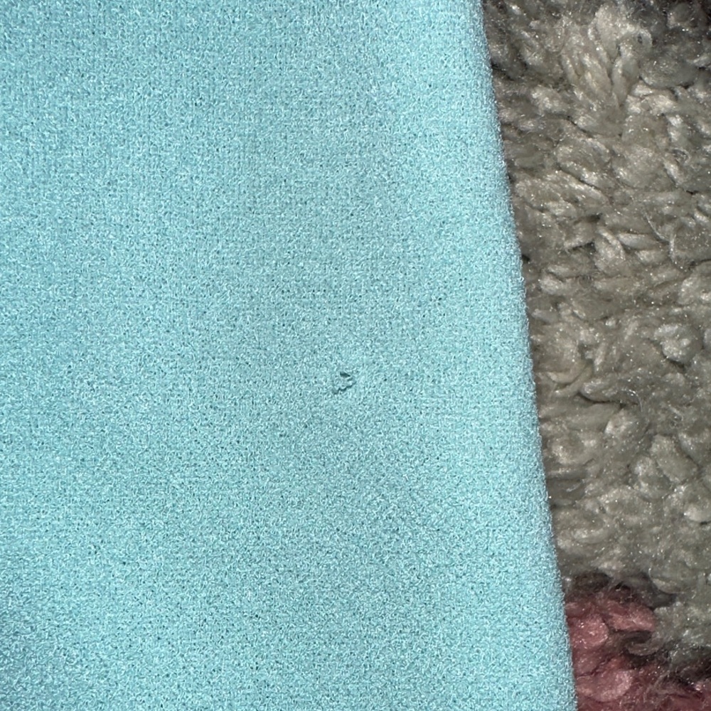 BiBi Aqua Ruffle Sleeveless Blouse Medium - Picture 6 of 7